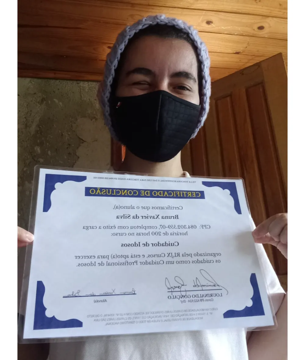 Alunas com Certificado de Cuidador